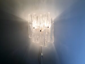 Stijlvolle Ice glass wandlamp, plexiglas, Kalmar, ‘50/‘60