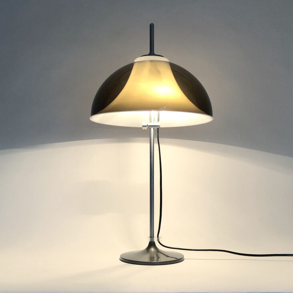 Vintage retro table lamp Gepo Sarfatti