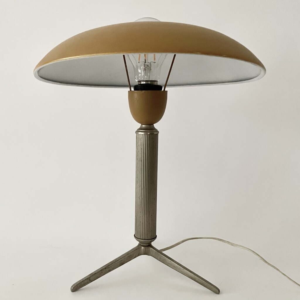 Vintage retro design tafellamp