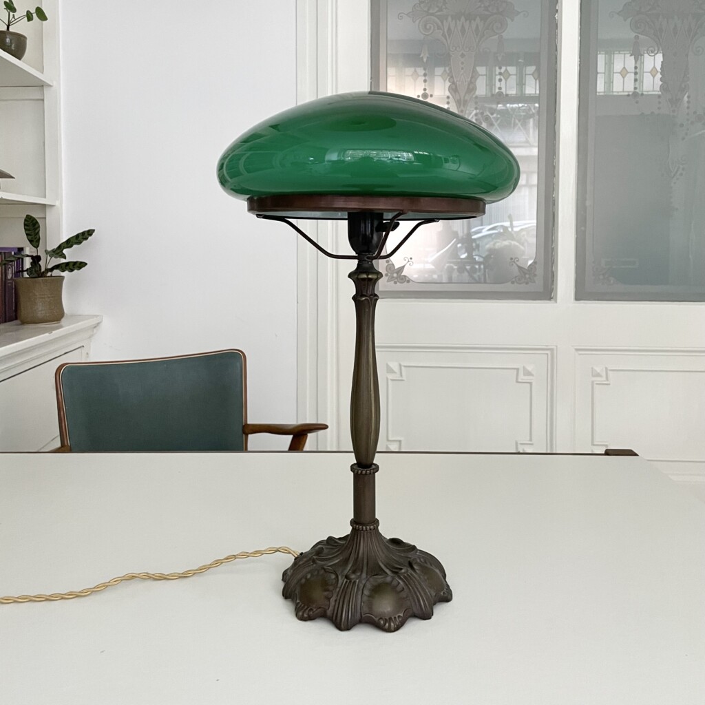 Vintage art deco tafellamp groen glas